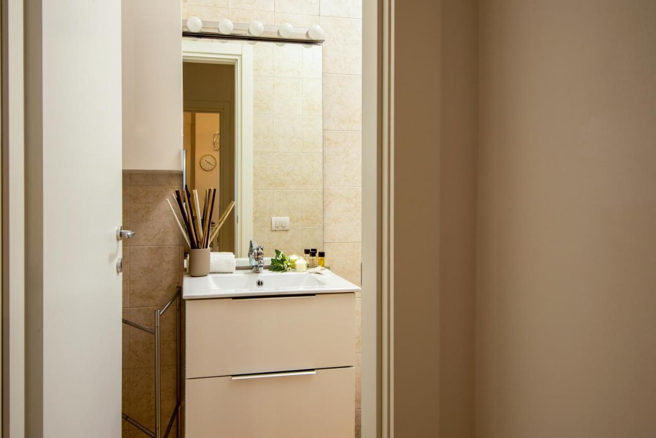 Puglia5Stars Stazione Centrale Urban Green Bari Bagian luar foto