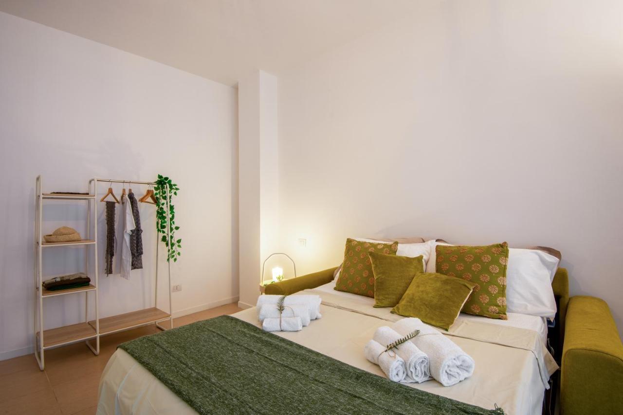 Puglia5Stars Stazione Centrale Urban Green Bari Bagian luar foto